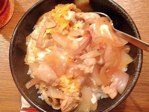 紫玉ねぎとしめじ入りの親子丼